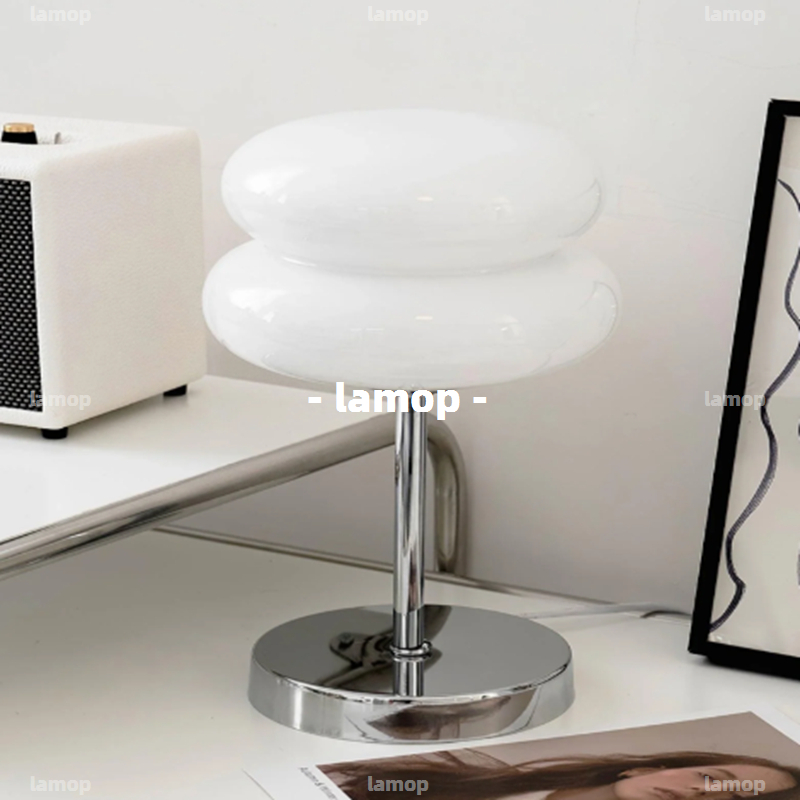 バウハウス クリームグローブ テーブルランプ ミッドセンチュ - Lighting Decor For Living Room のレビューと価格