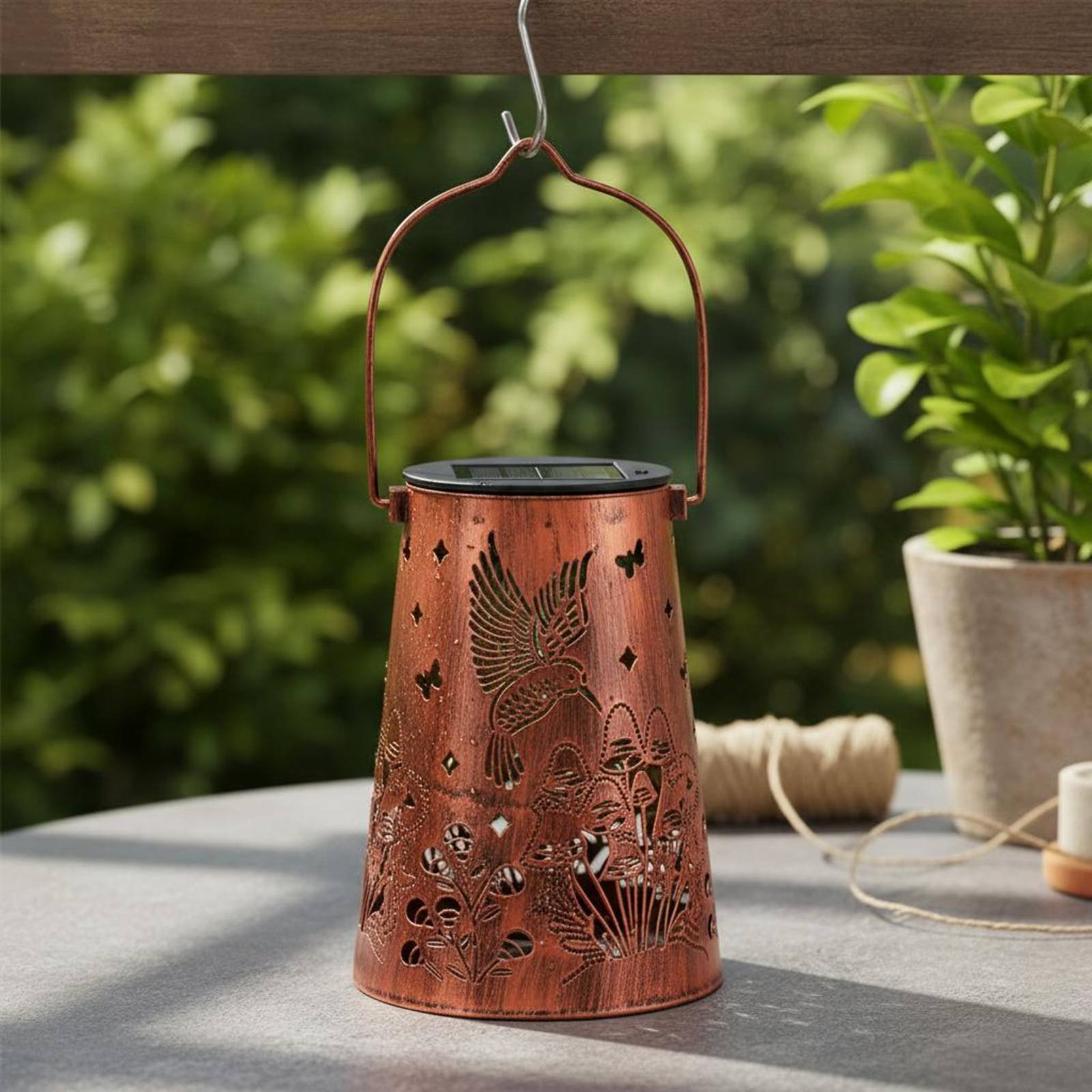 花柄ガーデンランタンパターンガーデン照明器具自動オン/オフ錬 - Garden Lighting Decor のレビューと価格
