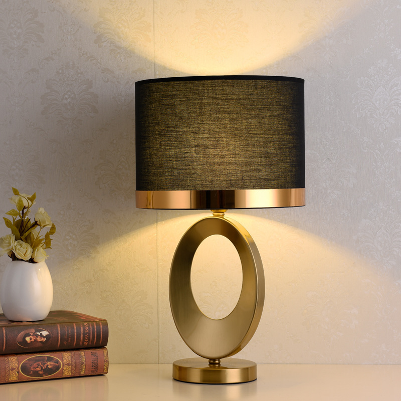北欧風ライトラグジュアリー小型デスクランプ寝室リビングルーム - Lighting Decor For Living Room のレビューと価格