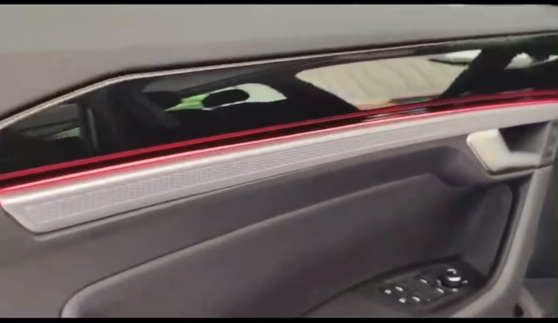2019-2023年式ミッドサイズ高級SUV新車状態シンフォ - Lighting Interior Decor のレビューと価格