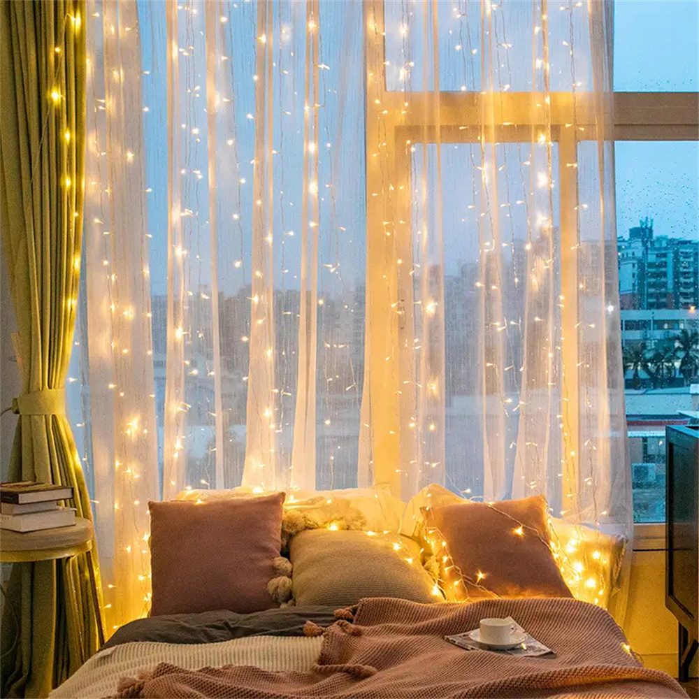 クリスマスホームデコレーション2026 カーテンLEDフェア - Fairy Light Curtain のレビューと価格